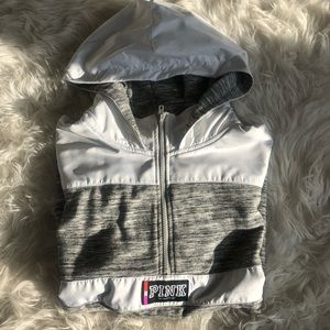 VS-pink hooded sweatshirt with half zip